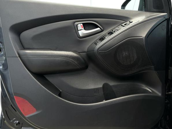 Hyundai ix35 I с пробегом 2012 года, цена 1 120 000 рублей, 251881 км, внедорожник, Автокод Объявления