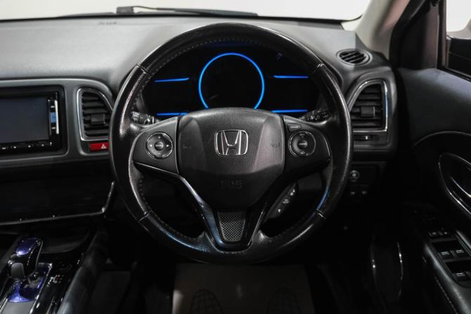 Honda Vezel I с пробегом 2014 года, цена 1 469 000 рублей, 160000 км, внедорожник, Автокод Объявления