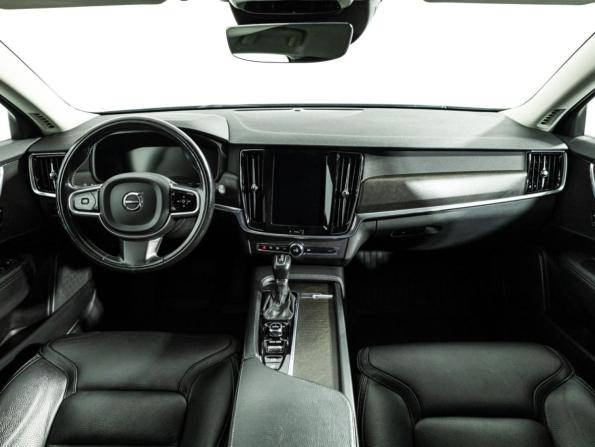 Volvo V90 Cross Country I с пробегом 2017 года, цена 2 899 700 рублей, 181000 км, универсал, Автокод Объявления