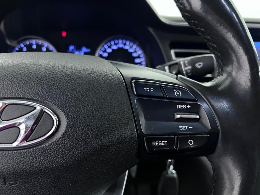 Hyundai Elantra VI (AD) Рестайлинг Ростов-на-Дону  - изображение 12