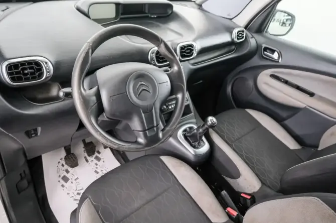 Citroen C3 Picasso I Рестайлинг с пробегом 2013 года, цена 869 000 рублей, 88000 км, компактвэн, Автокод Объявления