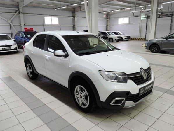 Renault Logan II Рестайлинг с пробегом 2018 года, цена 915 000 рублей, 144130 км, седан, Автокод Объявления