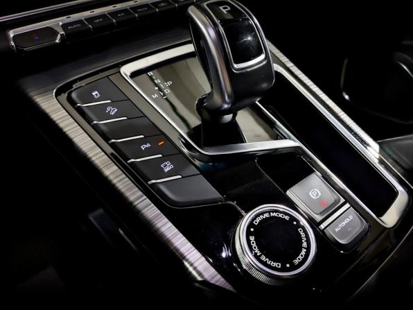 Geely Atlas Pro с пробегом 2024 года, цена 2 215 000 рублей, 58694 км, внедорожник, Автокод Объявления