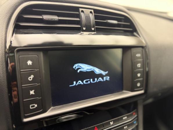 Jaguar F-Pace I с пробегом 2018 года, цена 2 419 900 рублей, 147173 км, внедорожник, Автокод Объявления