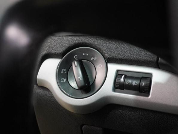 Skoda Octavia II (A5) Рестайлинг с пробегом 2012 года, цена 899 000 рублей, 219856 км, лифтбек, Автокод Объявления