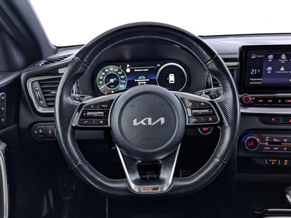 Kia Ceed III Рестайлинг с пробегом 2021 года, цена 2 675 000 рублей, 33768 км, универсал, Автокод Объявления
