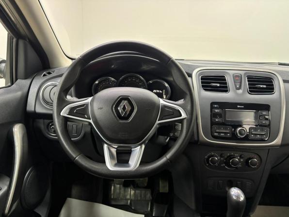 Renault Sandero II Рестайлинг с пробегом 2020 года, цена 1 225 000 рублей, 25900 км, хэтчбек, Автокод Объявления