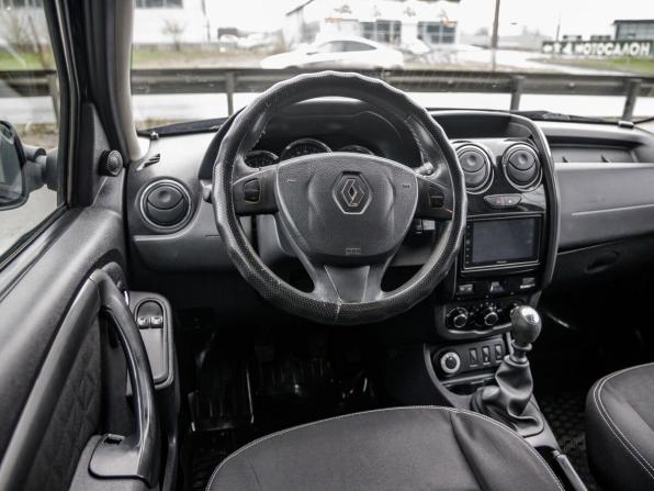 Renault Duster I Рестайлинг с пробегом 2016 года, цена 878 000 рублей, 396090 км, внедорожник, Автокод Объявления