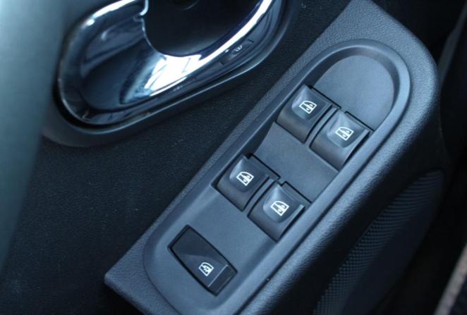 Renault Duster I Рестайлинг с пробегом 2020 года, цена 1 680 000 рублей, 110834 км, внедорожник, Автокод Объявления
