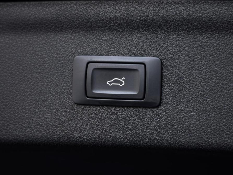 Audi Q3 I (8U) Рестайлинг Санкт-Петербург  - изображение 28
