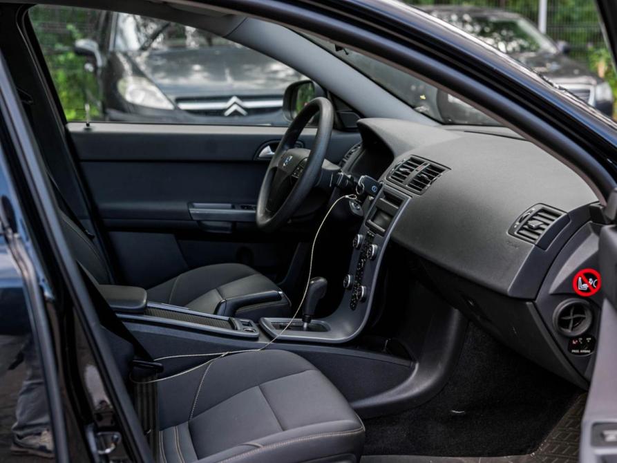 Volvo S40 II Рестайлинг Санкт-Петербург  - изображение 11