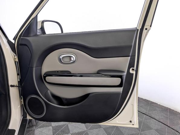 Kia Soul II с пробегом 2016 года, цена 1 370 000 рублей, 148352 км, хэтчбек, Автокод Объявления