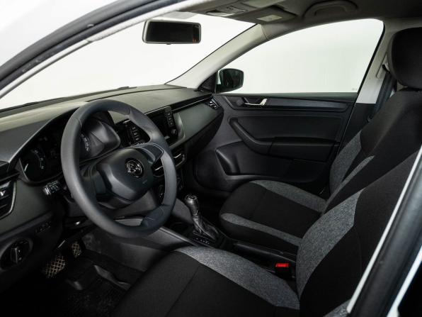 Skoda Rapid II с пробегом 2020 года, цена 1 674 000 рублей, 52585 км, лифтбек, Автокод Объявления