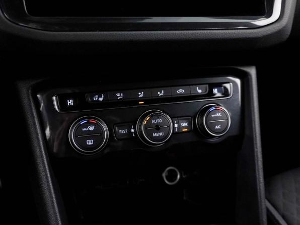 Volkswagen Tiguan II с пробегом 2020 года, цена 2 549 077 рублей, 97949 км, внедорожник, Автокод Объявления