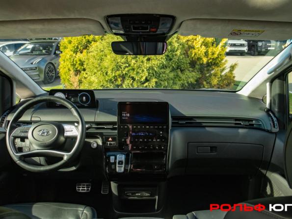 Hyundai Staria I с пробегом 2023 года, цена 4 798 000 рублей, 98376 км, минивэн, Автокод Объявления
