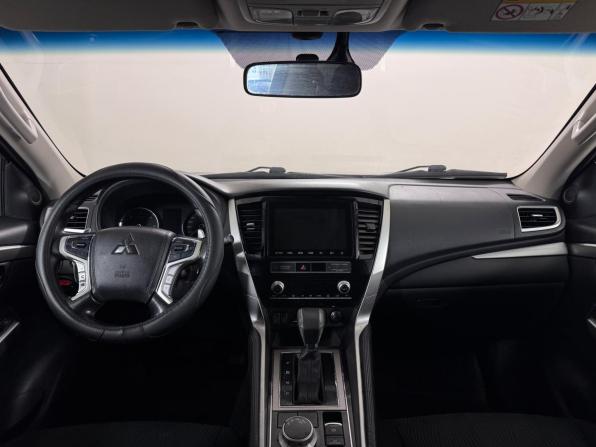 Mitsubishi Pajero Sport III Рестайлинг с пробегом 2021 года, цена 1 850 000 рублей, 322000 км, внедорожник, Автокод Объявления