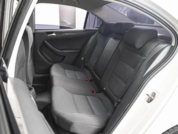 Volkswagen Jetta VI с пробегом 2014 года, цена 1 167 000 рублей, 228318 км, седан, Автокод Объявления