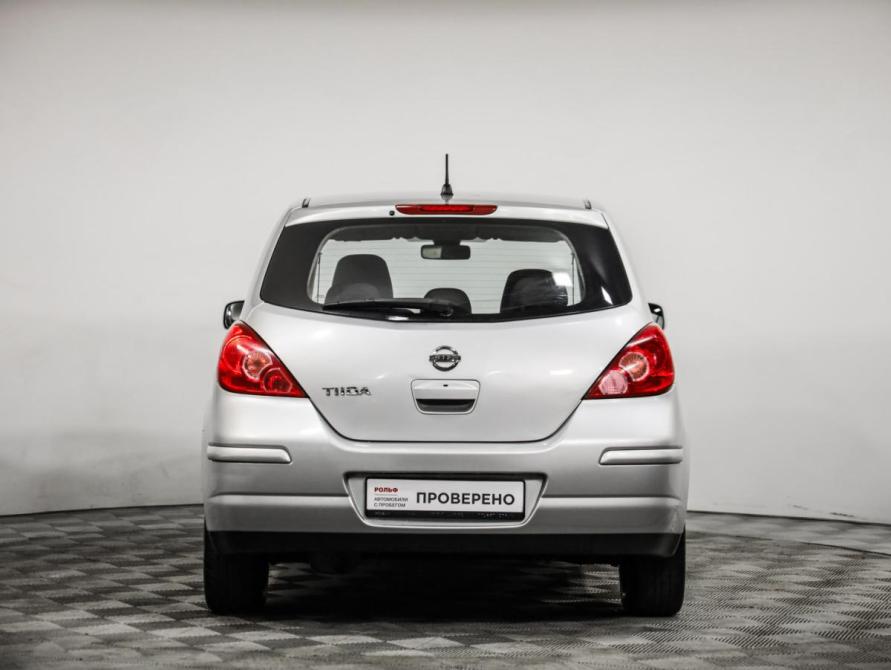 Nissan Tiida I Санкт-Петербург  - изображение 7