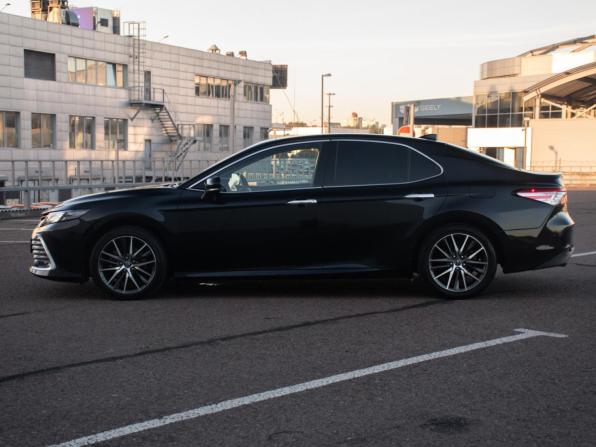 Toyota Camry VIII (XV70) Рестайлинг с пробегом 2022 года, цена 3 148 000 рублей, 43108 км, седан, Автокод Объявления