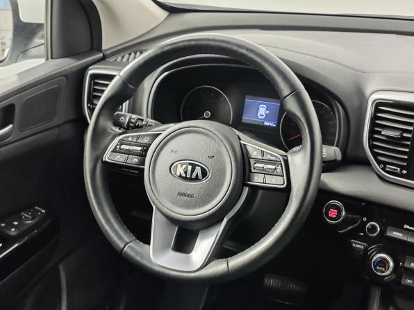 Kia Sportage V с пробегом 2021 года, цена 2 499 000 рублей, 56611 км, внедорожник, Автокод Объявления