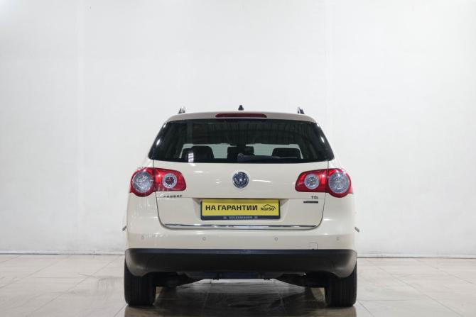 Volkswagen Passat B6 с пробегом 2009 года, цена 799 000 рублей, 218000 км, универсал, Автокод Объявления