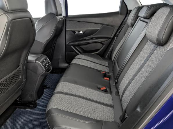 Peugeot 3008 II с пробегом 2019 года, цена 2 250 000 рублей, 65108 км, внедорожник, Автокод Объявления