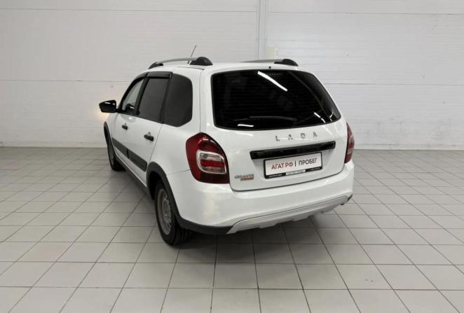 Lada (ВАЗ) Granta I Рестайлинг с пробегом 2022 года, цена 790 000 рублей, 58745 км, универсал, Автокод Объявления