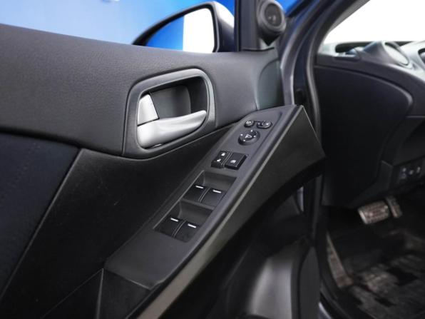 Honda Civic IX с пробегом 2012 года, цена 1 290 700 рублей, 170376 км, хэтчбек, Автокод Объявления