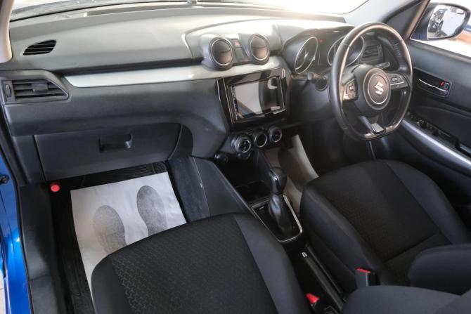 Suzuki Swift V с пробегом 2018 года, цена 1 259 000 рублей, 110000 км, хэтчбек, Автокод Объявления