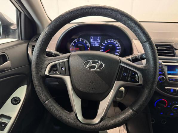 Hyundai Solaris I Рестайлинг с пробегом 2014 года, цена 670 000 рублей, 161560 км, седан, Автокод Объявления