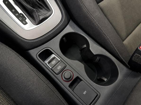 Audi Q3 I (8U) с пробегом 2014 года, цена 1 599 000 рублей, 177000 км, внедорожник, Автокод Объявления