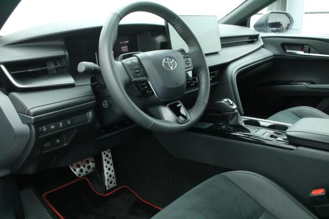 Toyota Camry IX (XV80) China Market с пробегом 2025 года, цена 3 990 000 рублей, 7900 км, седан, Автокод Объявления