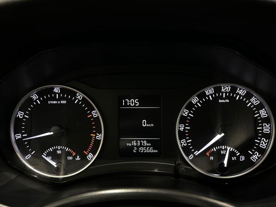 Skoda Octavia II (A5) Рестайлинг Санкт-Петербург  - изображение 22