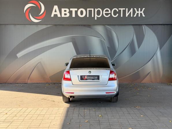 Skoda Octavia II (A5) Рестайлинг с пробегом 2011 года, цена 995 000 рублей, 97210 км, лифтбек, Автокод Объявления
