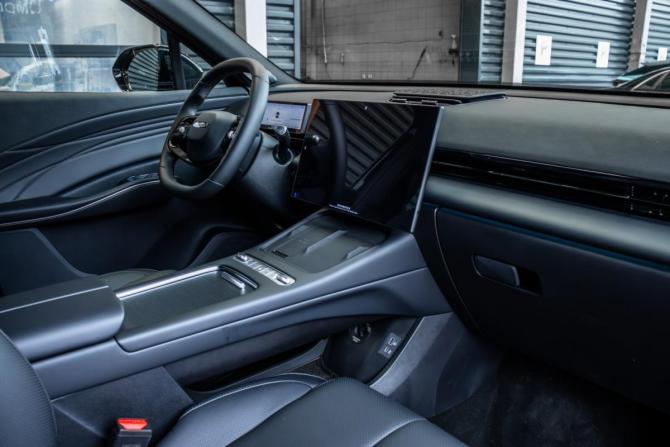 Новый Omoda C7 2025 года, цена 3 068 010 рублей, внедорожник, Автокод Объявления