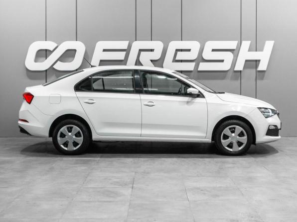 Skoda Rapid II с пробегом 2021 года, цена 1 524 000 рублей, 78675 км, лифтбек, Автокод Объявления