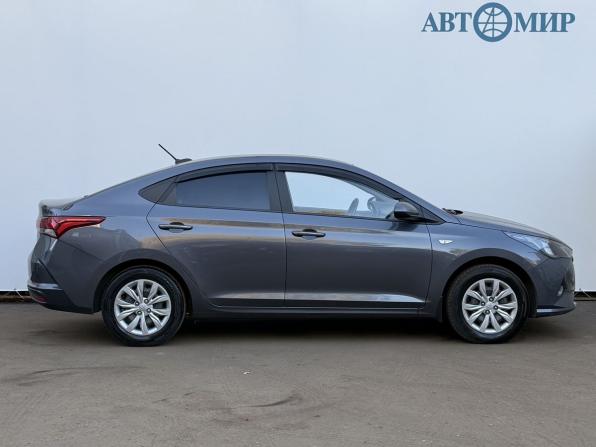 Hyundai Solaris II Рестайлинг с пробегом 2021 года, цена 1 600 000 рублей, 41568 км, седан, Автокод Объявления