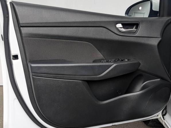 Hyundai Solaris II Рестайлинг с пробегом 2022 года, цена 1 495 000 рублей, 68296 км, седан, Автокод Объявления