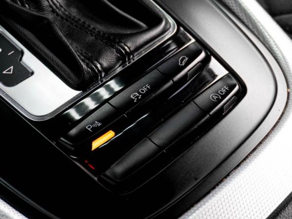 Audi Q5 I (8R) Рестайлинг с пробегом 2015 года, цена 2 149 000 рублей, 220332 км, внедорожник, Автокод Объявления