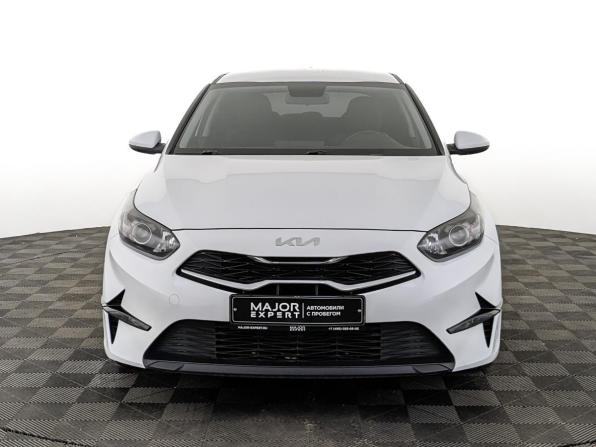 Kia Ceed III Рестайлинг с пробегом 2022 года, цена 2 270 000 рублей, 65392 км, хэтчбек, Автокод Объявления