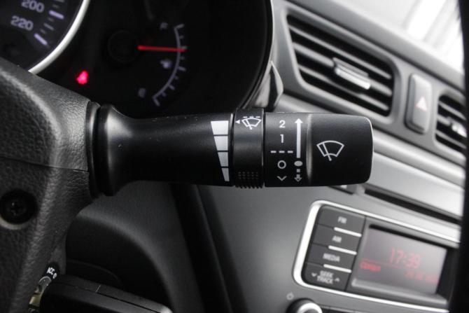 Kia Rio III Рестайлинг с пробегом 2015 года, цена 1 265 000 рублей, 105615 км, седан, Автокод Объявления