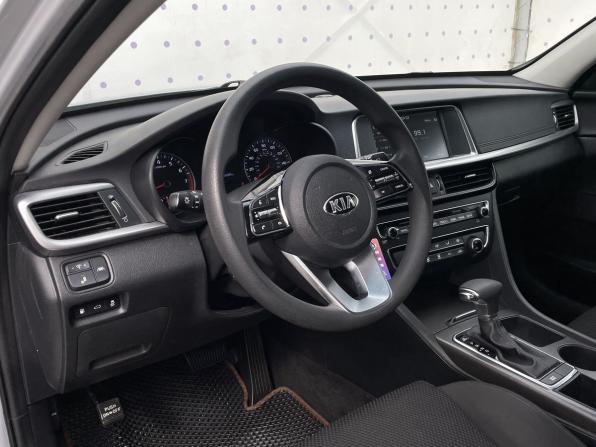 Kia Optima IV Рестайлинг с пробегом 2019 года, цена 1 800 000 рублей, 104581 км, седан, Автокод Объявления