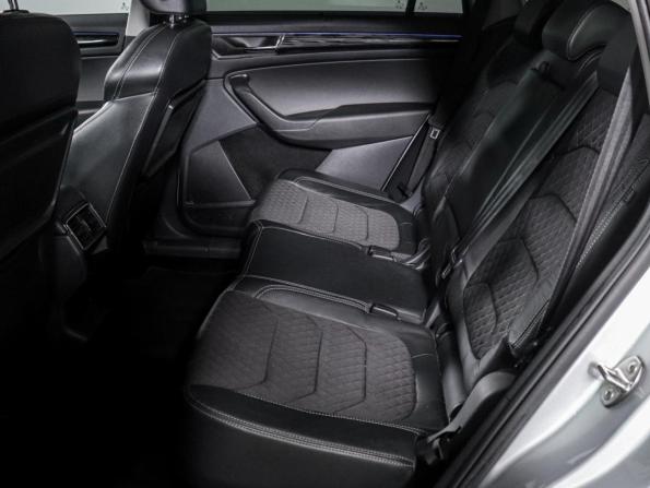 Skoda Kodiaq I с пробегом 2018 года, цена 2 663 100 рублей, 180000 км, внедорожник, Автокод Объявления