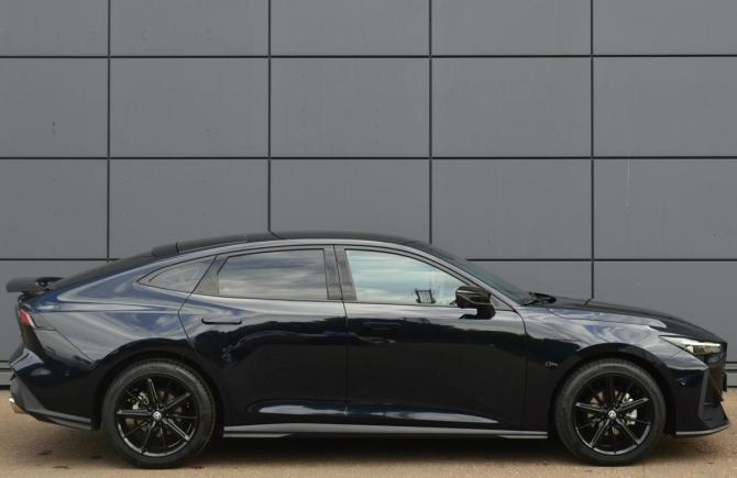 Changan UNI-V I с пробегом 2024 года, цена 2 319 000 рублей, 14000 км, лифтбек, Автокод Объявления