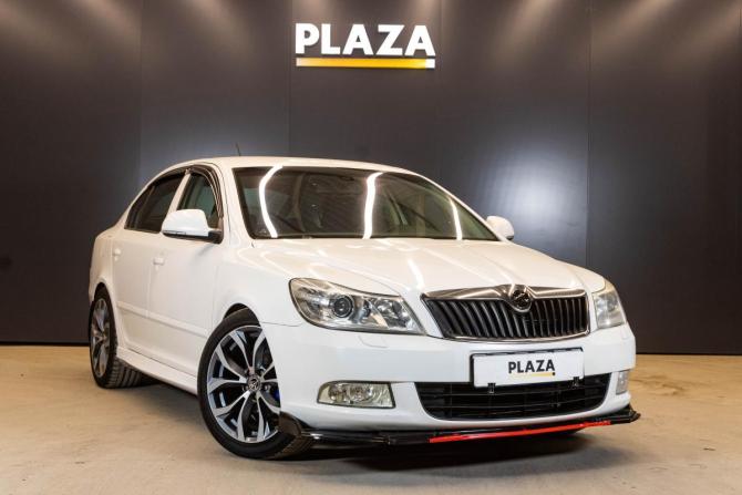 Skoda Octavia II (A5) Рестайлинг с пробегом 2011 года, цена 850 000 рублей, 186080 км, лифтбек, Автокод Объявления