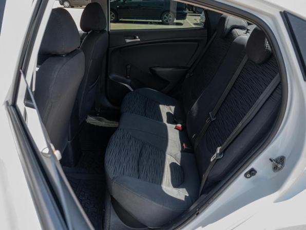Hyundai Solaris I Рестайлинг с пробегом 2014 года, цена 730 000 рублей, 242412 км, седан, Автокод Объявления
