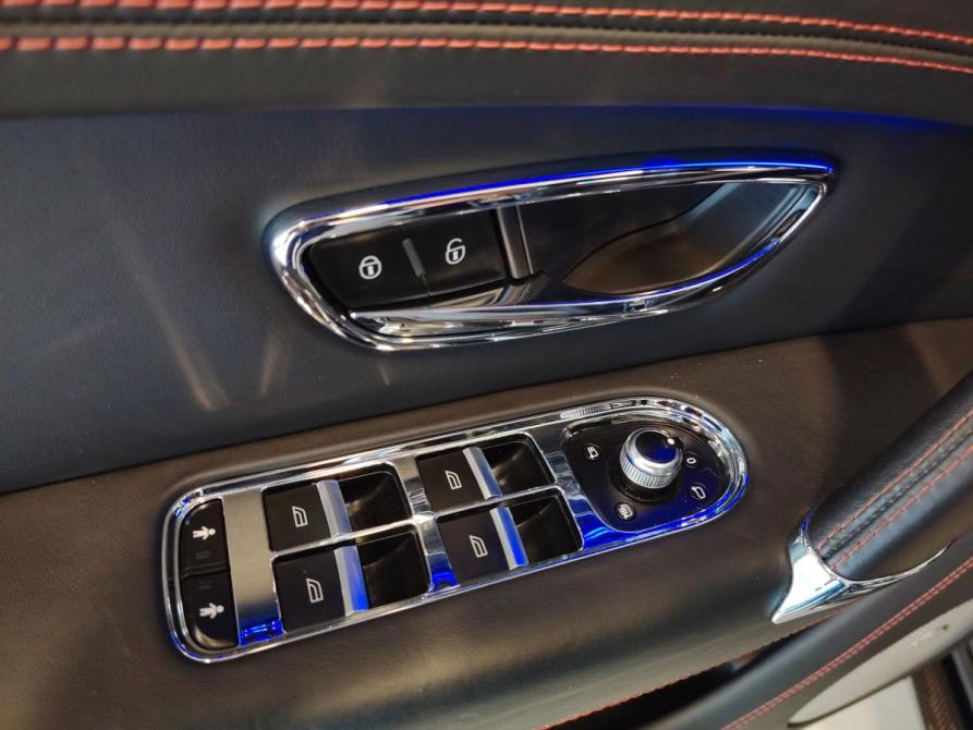 Bentley Bentayga I Санкт-Петербург  - изображение 12
