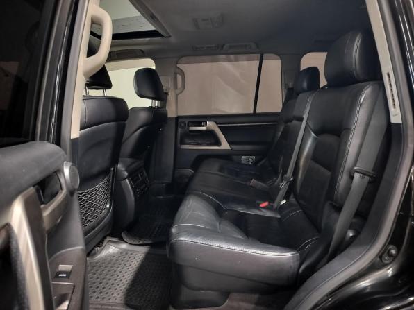 Toyota Land Cruiser 200 Series с пробегом 2011 года, цена 3 050 000 рублей, 221000 км, внедорожник, Автокод Объявления