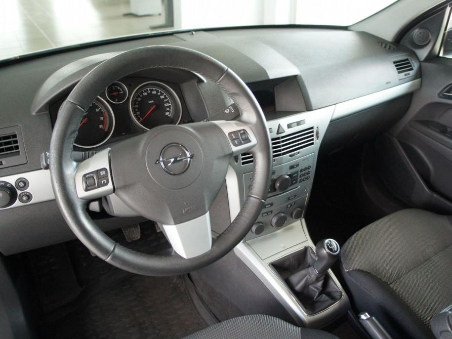Opel Astra H Рестайлинг Березовский  - изображение 15