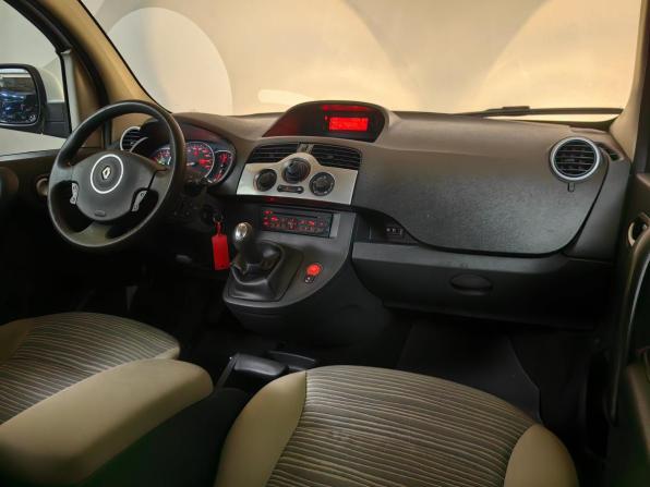 Renault Kangoo II с пробегом 2011 года, цена 599 000 рублей, 260000 км, минивэн, Автокод Объявления